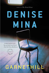 Ein Stuhl in einem leeren Raum - Cover von Garnethill - Denise Mina - ein Thriller